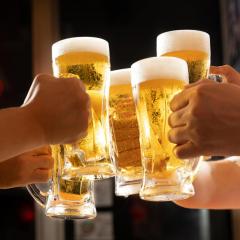 Beer glasses clinking